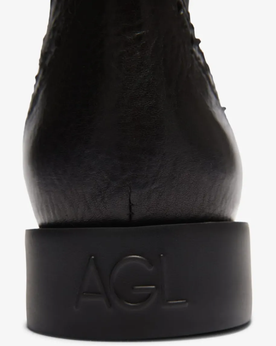 Andrea Beat Chelsea Boots