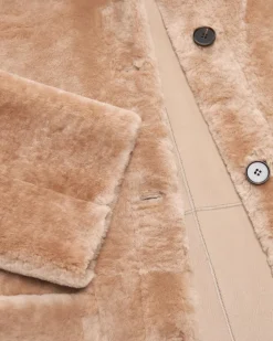 Anya Schaffell-Wendejacke