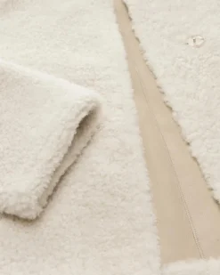 Ariana Wende-Schafsfelljacke