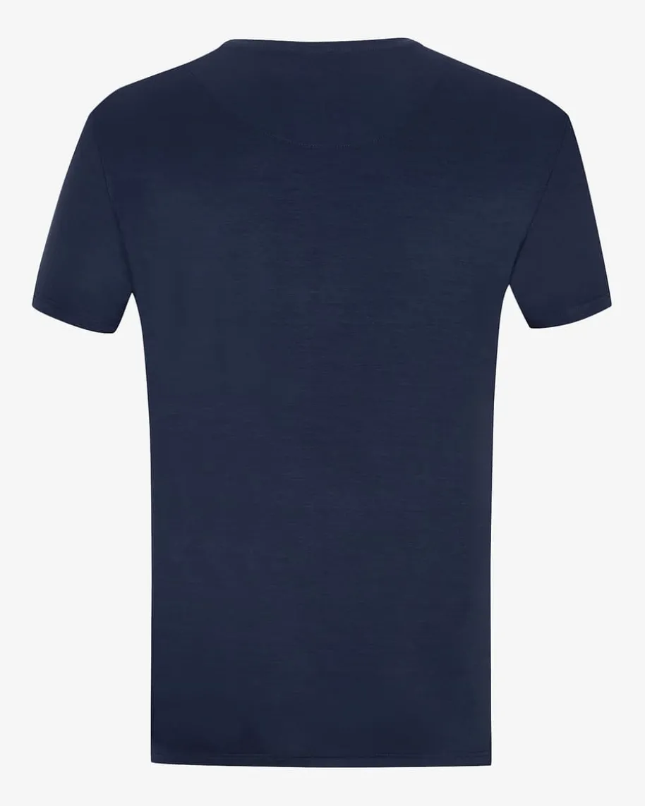 Base T-Shirt