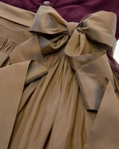 Biana Midi-Samtdirndl mit Sylvia Seidenschürze