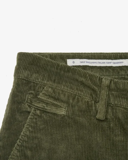 Bobby Cordhose Slim Fit aus Baumwoll-Mix