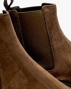 Chelsea Boots