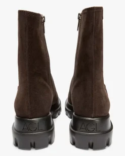 Chunky Beat Chelsea Boots