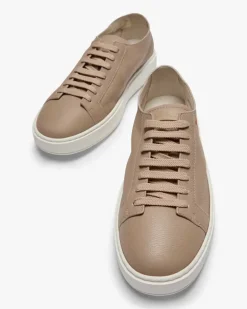 Clean Icon Sneaker