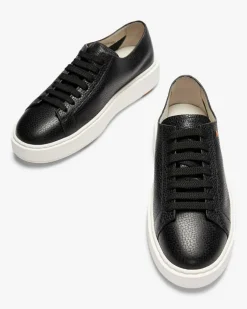 Clean Icon Sneaker
