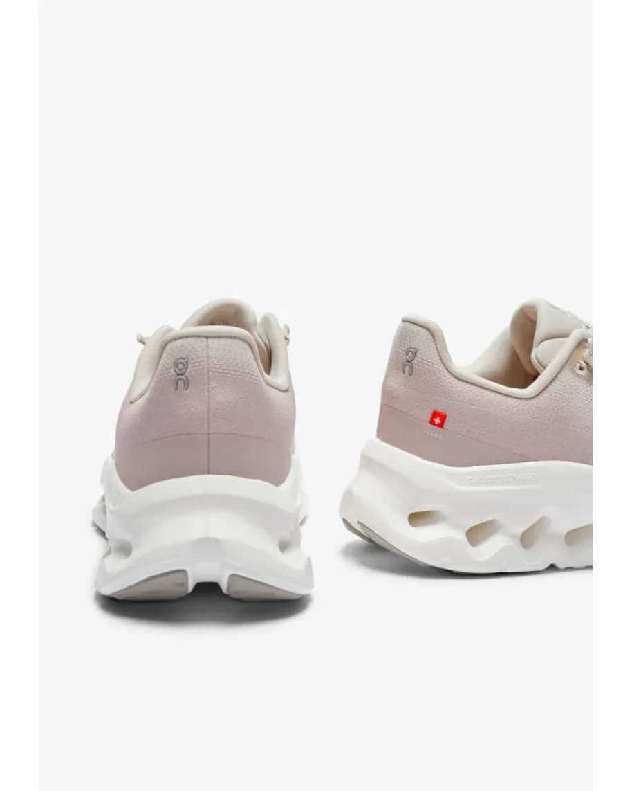 Cloudtilt Sneaker