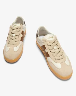 Cool Sneaker