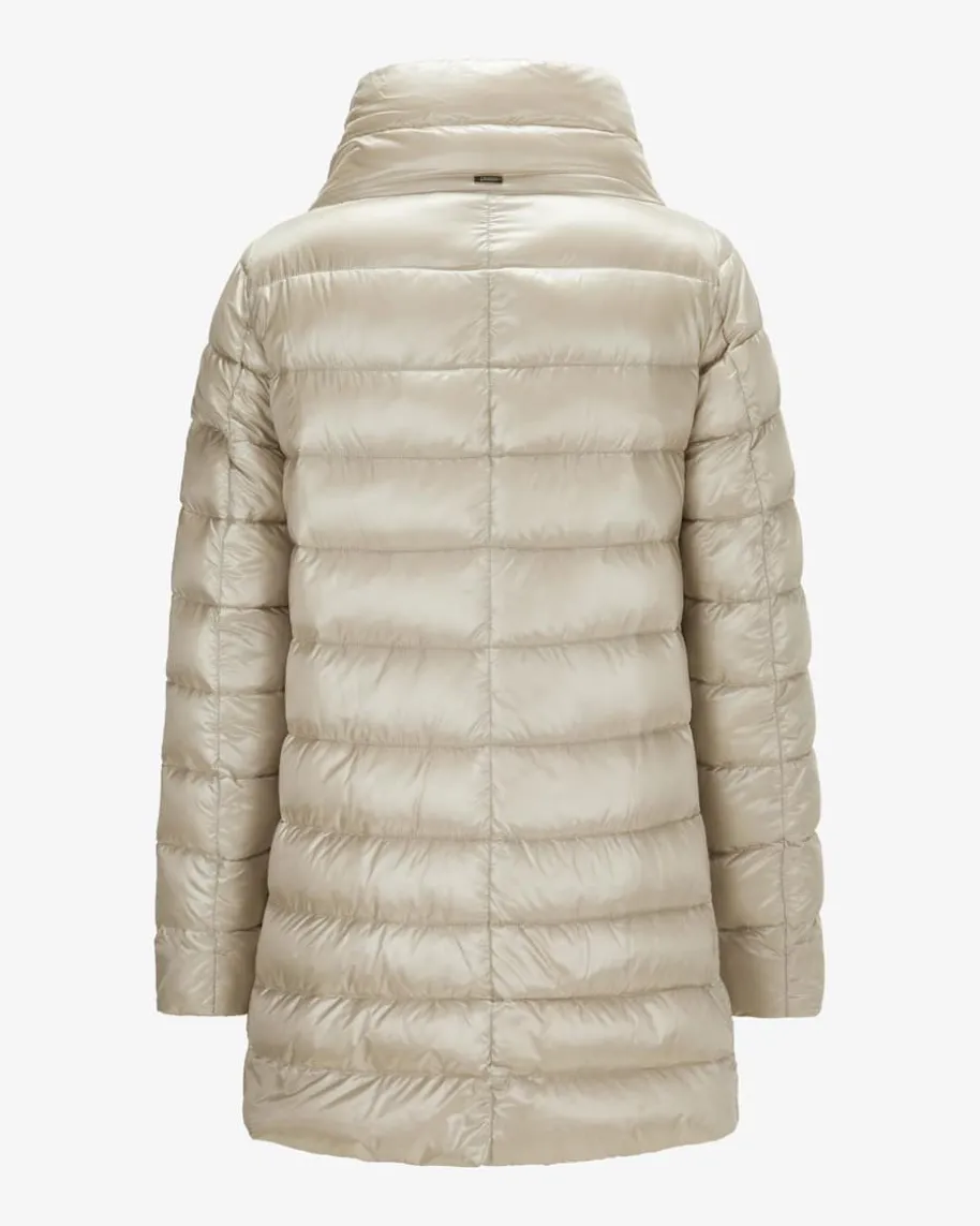 Daunenmantel