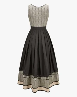 Dirndl lang mit Schürze