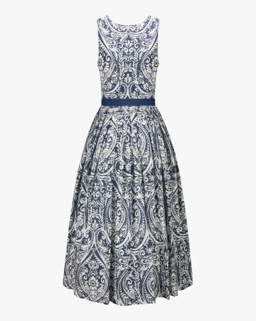 Dirndl lang mit Schürze