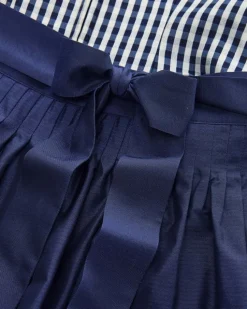 Dirndl lang mit Schürze