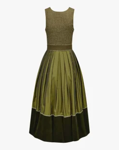 Dirndl lang mit Schürze