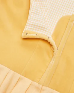 Dirndl lang mit Schürze