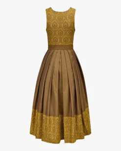 Dirndl lang mit Schürze