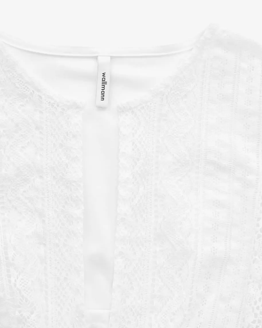 Dirndlbluse Semi-Transparent