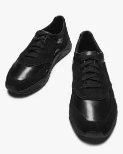 Innova-Nex-C Runner Sneaker