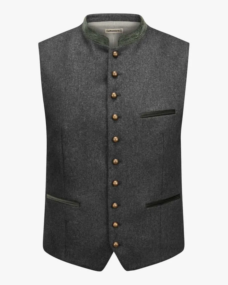 Konstantin Trachtenweste