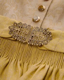 Laura Leinen-Dirndl lang mit Schürze