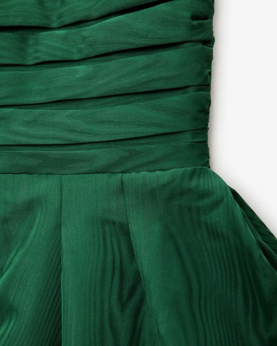 Luizis Kleid
