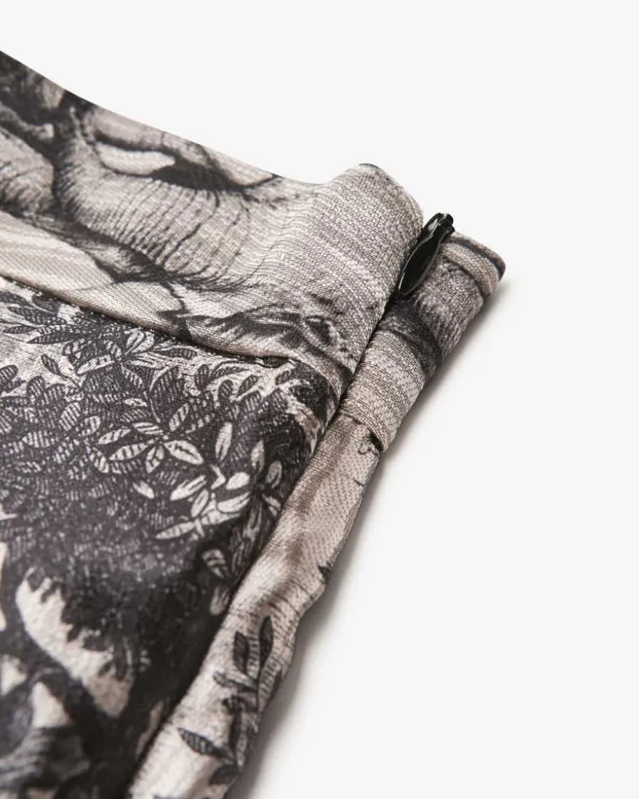 Luna Moire Versaille Rock