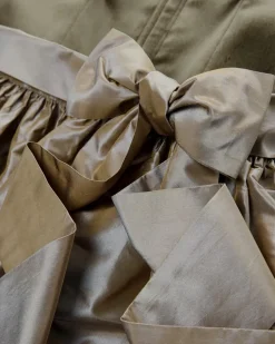 Marie Midi-Dirndl mit Seidenschürze