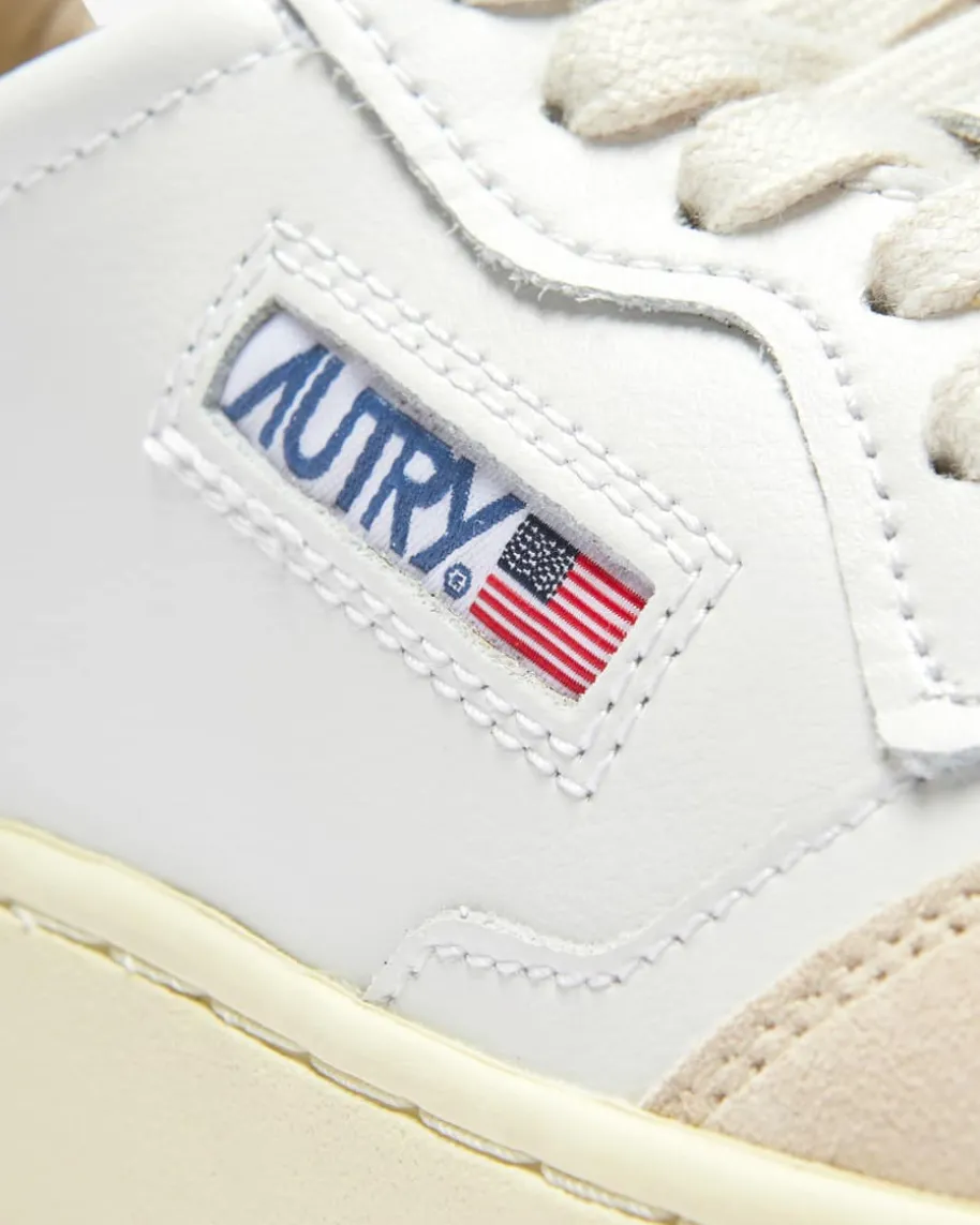 Medalist Low Sneaker