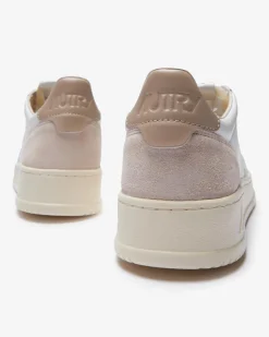 Medalist Low Sneaker