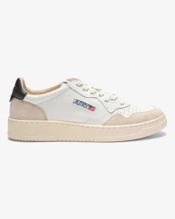 Medalist Low Sneaker