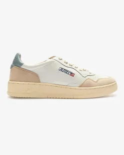 Medalist Low Sneaker