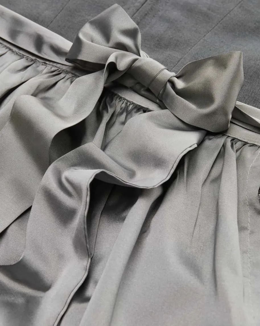 Midi-Dirndl mit Schürze