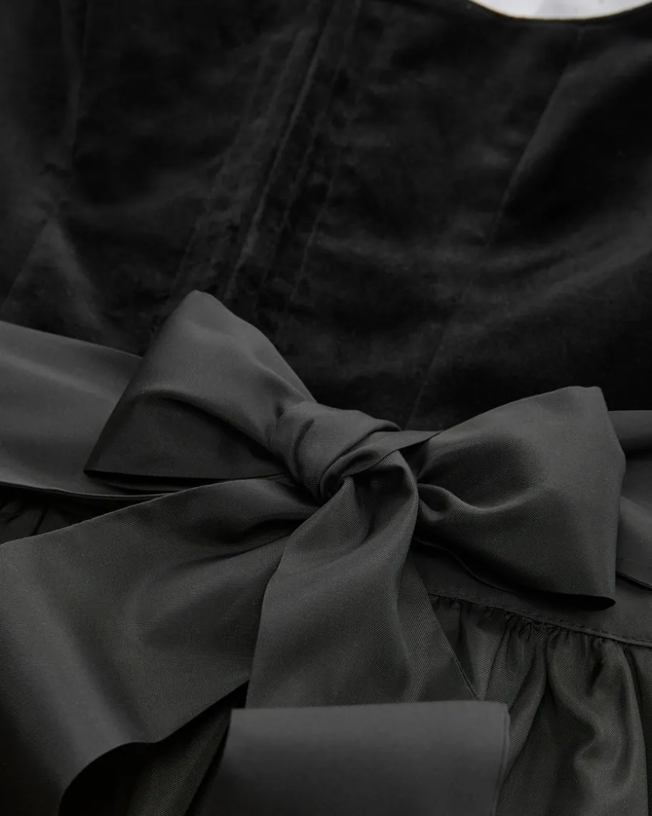 Midi-Wiesndirndl mit Schürze