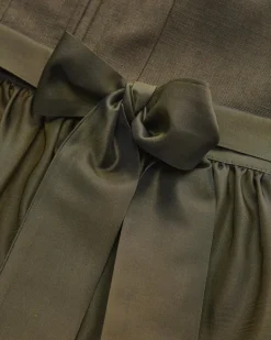 Midi-Wiesndirndl mit Schürze