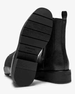Mohave Chelsea Boots