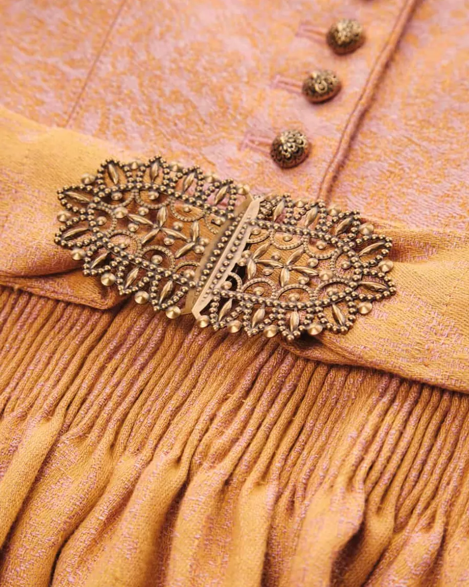 Monika Leinen-Dirndl lang mit Schürze