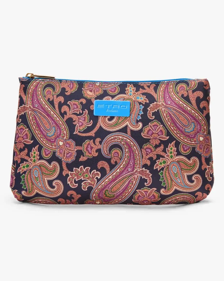 Necessaire
