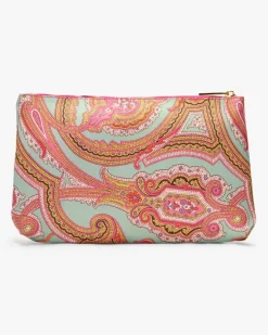 Necessaire