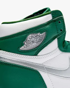 Nike Air Jordan 1 Retro High OG Sneaker