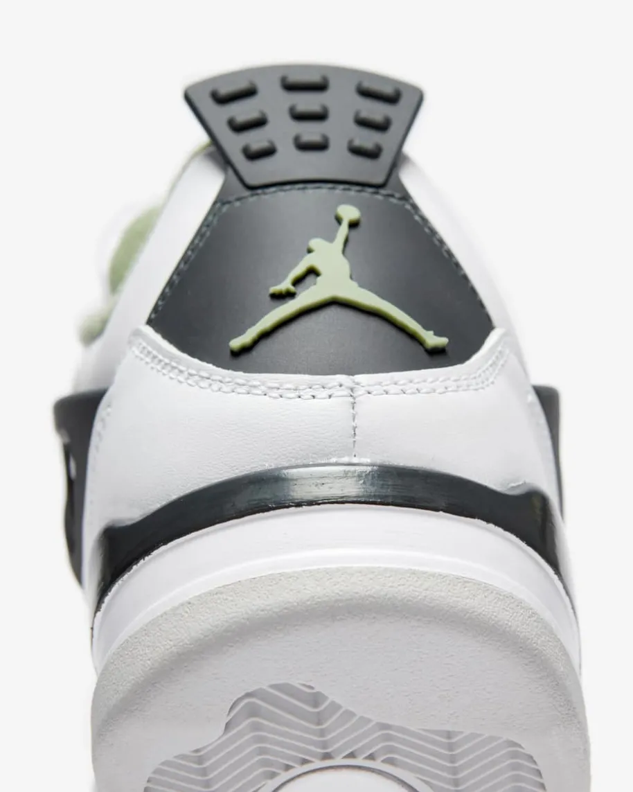 Nike Air Jordan 4 Retro Sneaker