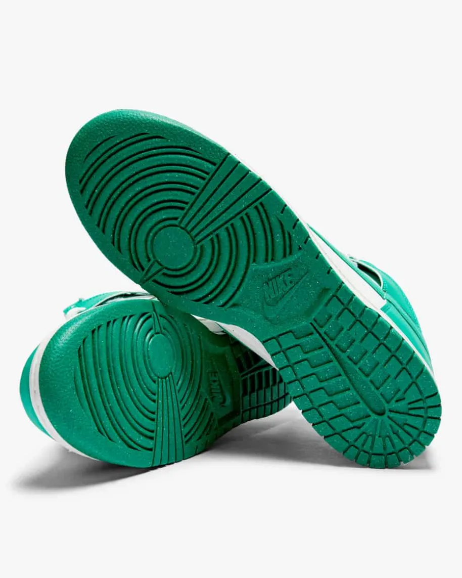 Nike Dunk High Retro SE Sneaker