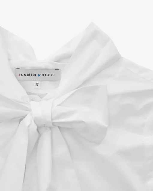 Nikola Bluse
