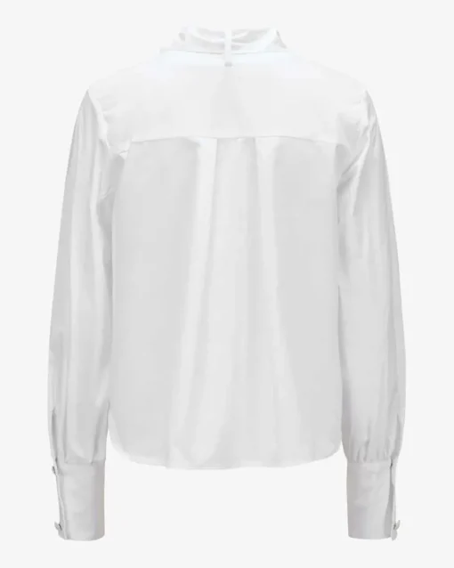 Nikola Bluse