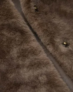 Olena Wende-Kunstfellweste