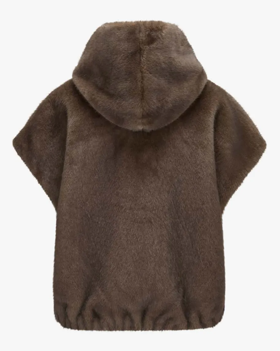 Olena Wende-Kunstfellweste