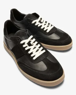 Pillar Court II Sneaker