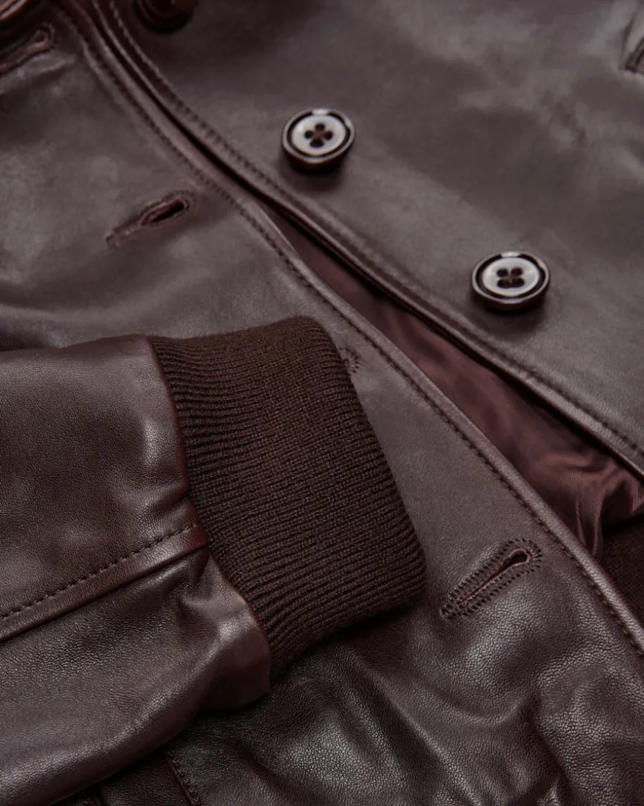 Sleek Statement Lederjacke