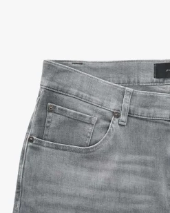 Slimmy Tapered Jeans