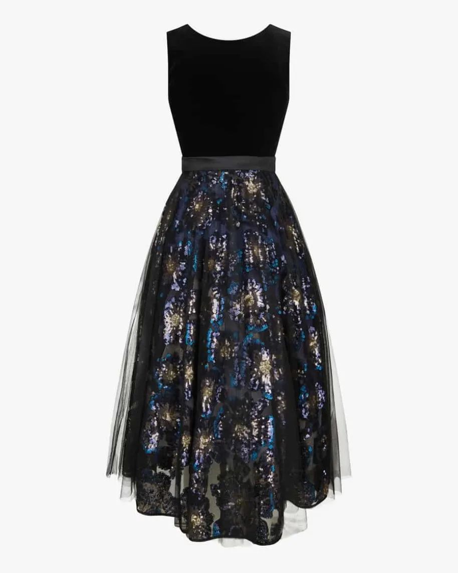 Spatzerl3 Dirndl lang mit Schürze