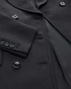 Striking Coolness Mantel