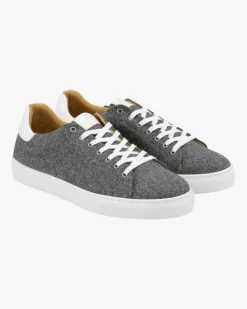 Trachten-Sneaker